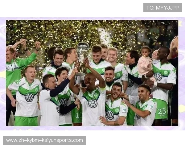 德甲统治足坛的球队分析及霸主地位探讨