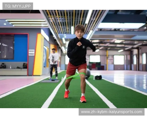 足球训练中的基础体能训练与耐力提升